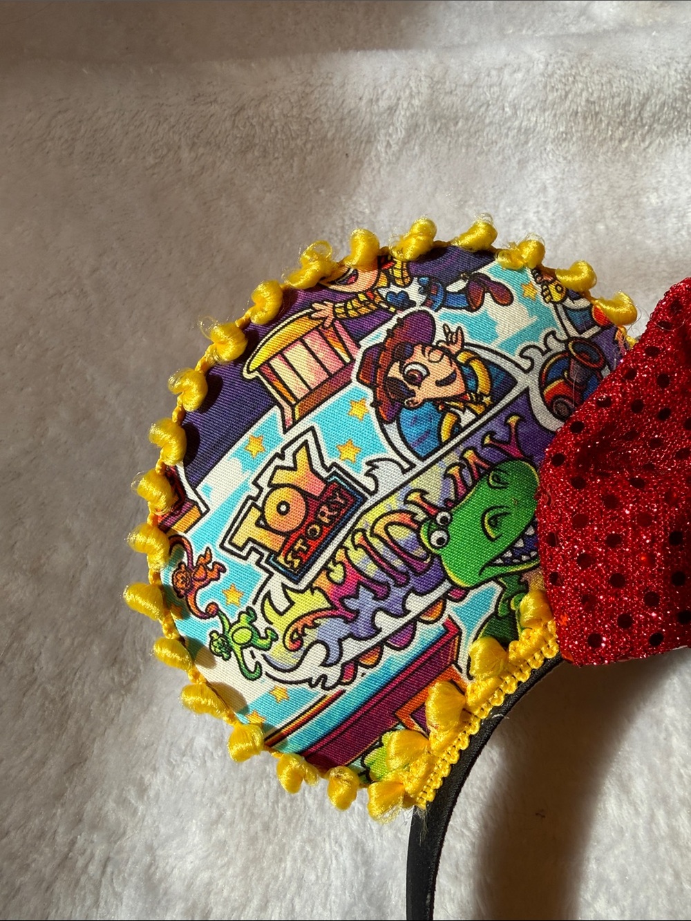 Disney Toy Story Minnie Mouse Ears Headband - Picture 5 of 5